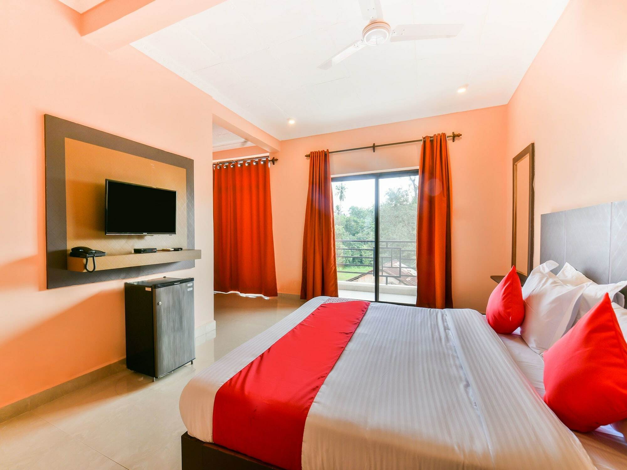 Oyo 15836 Pleasure River Front Resort Tuem Exteriér fotografie